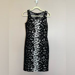 St John Boutiques 2 Piece Black and White Dress Cardigan Size 2